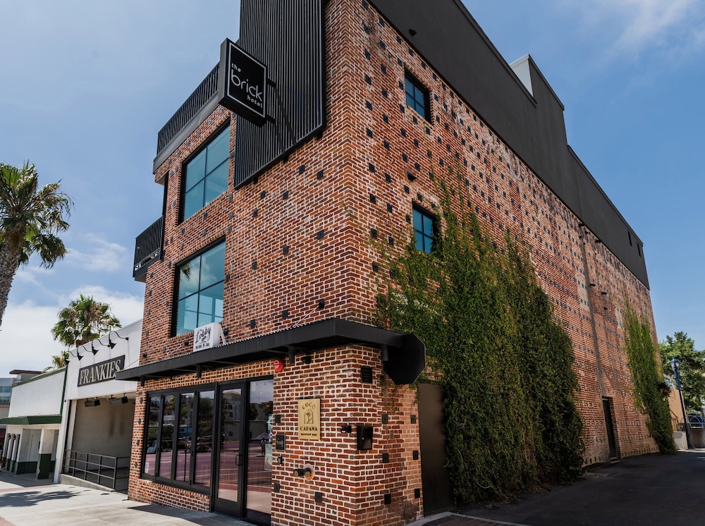 The Brick Hotel 7/50