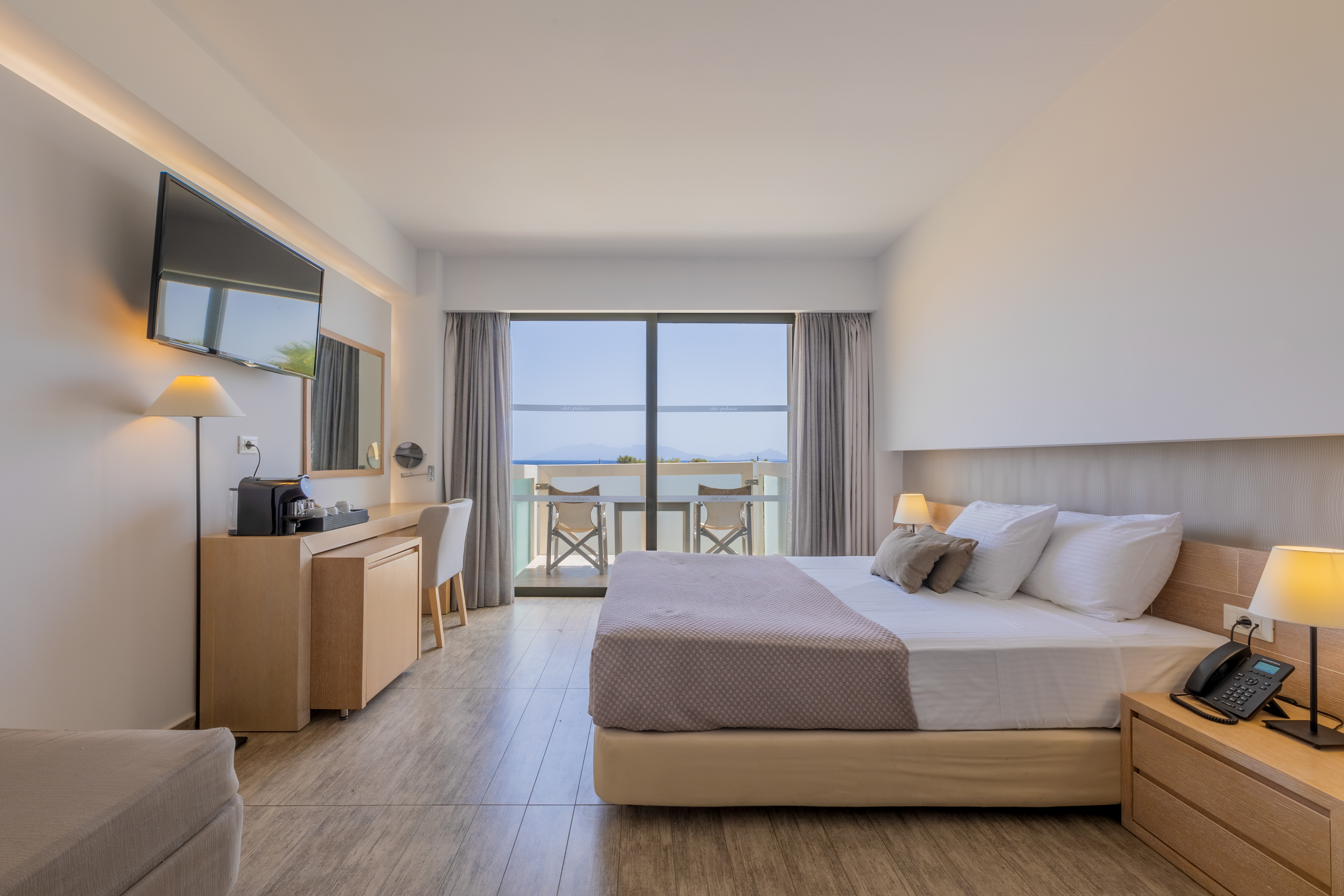 ROOM, DOUBLE OR TWIN BED, SEA VIEW