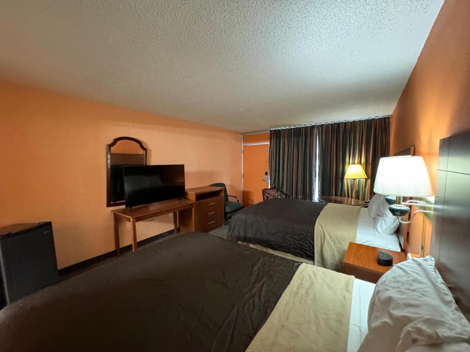 College Inn Spartanburg 15/33