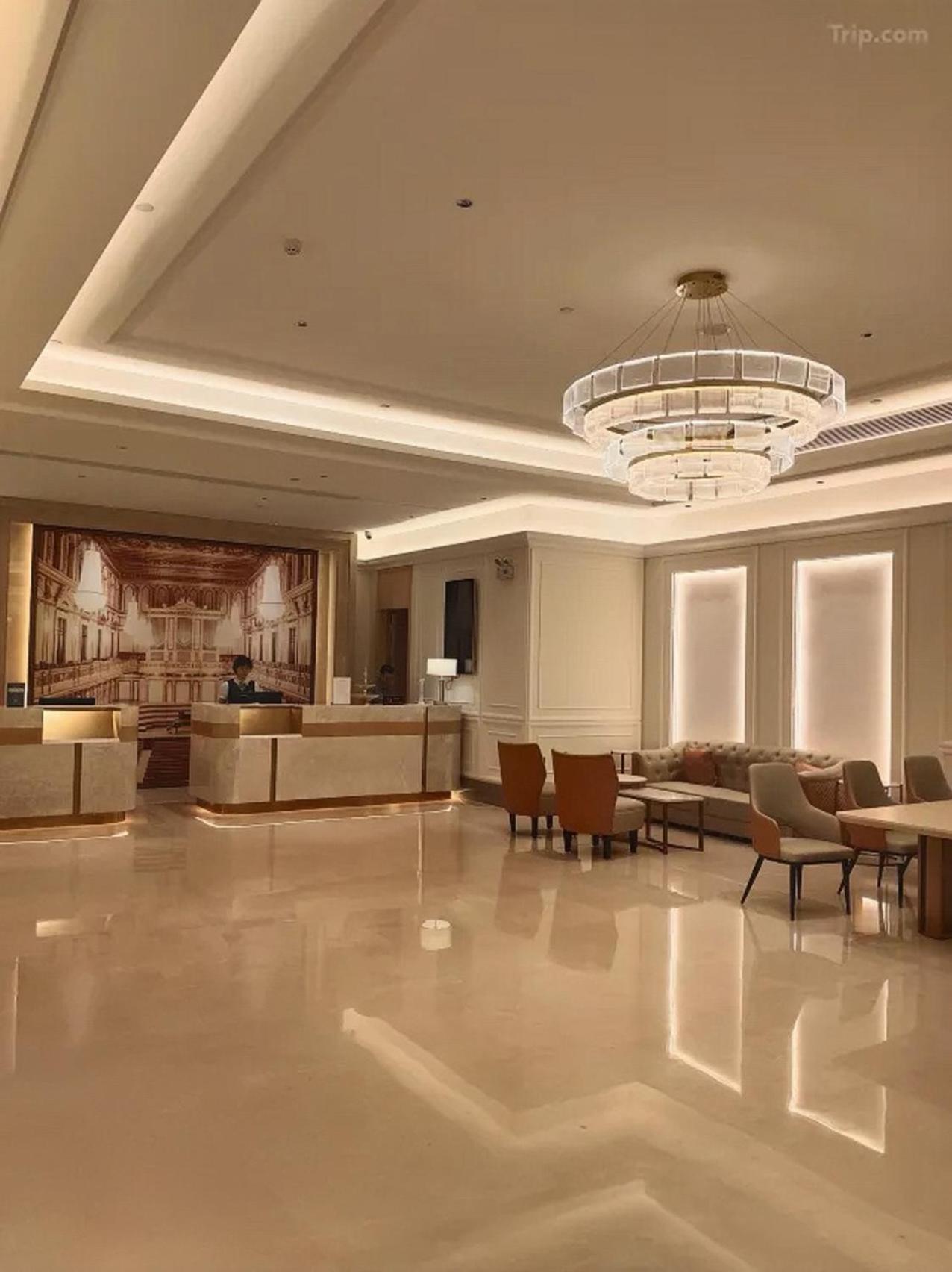 Vienna Hotel (Guangzhou Yuexiu Huifu West Road) 32/47