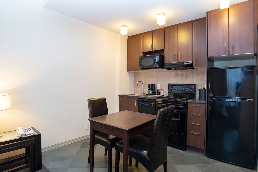 Sandman Suites Vancouver Davie Street 36/43