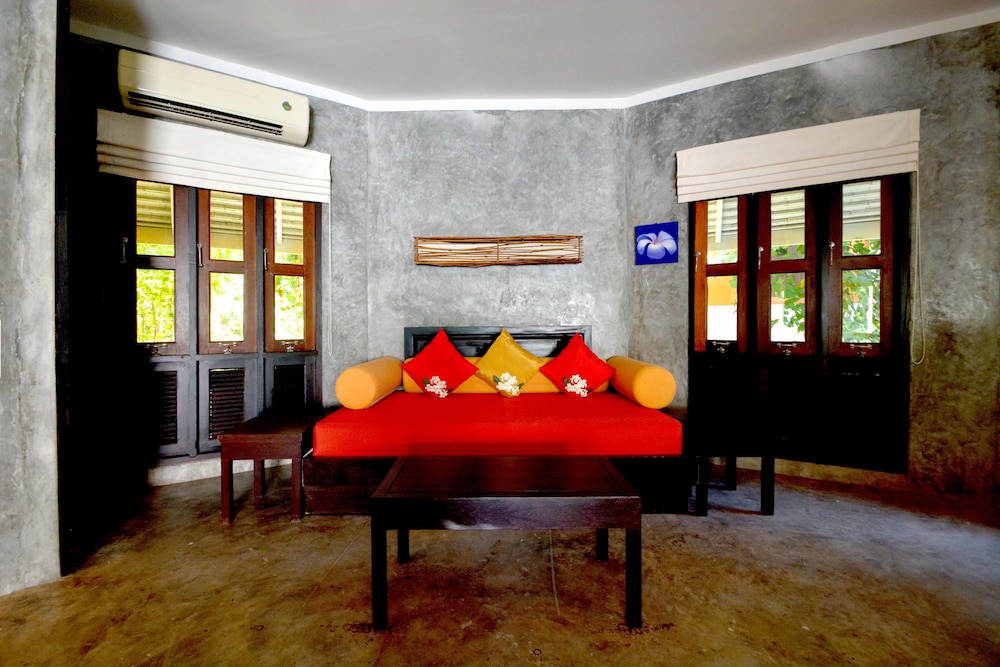 The Hideaway Pariya Haad Yuan 46/64