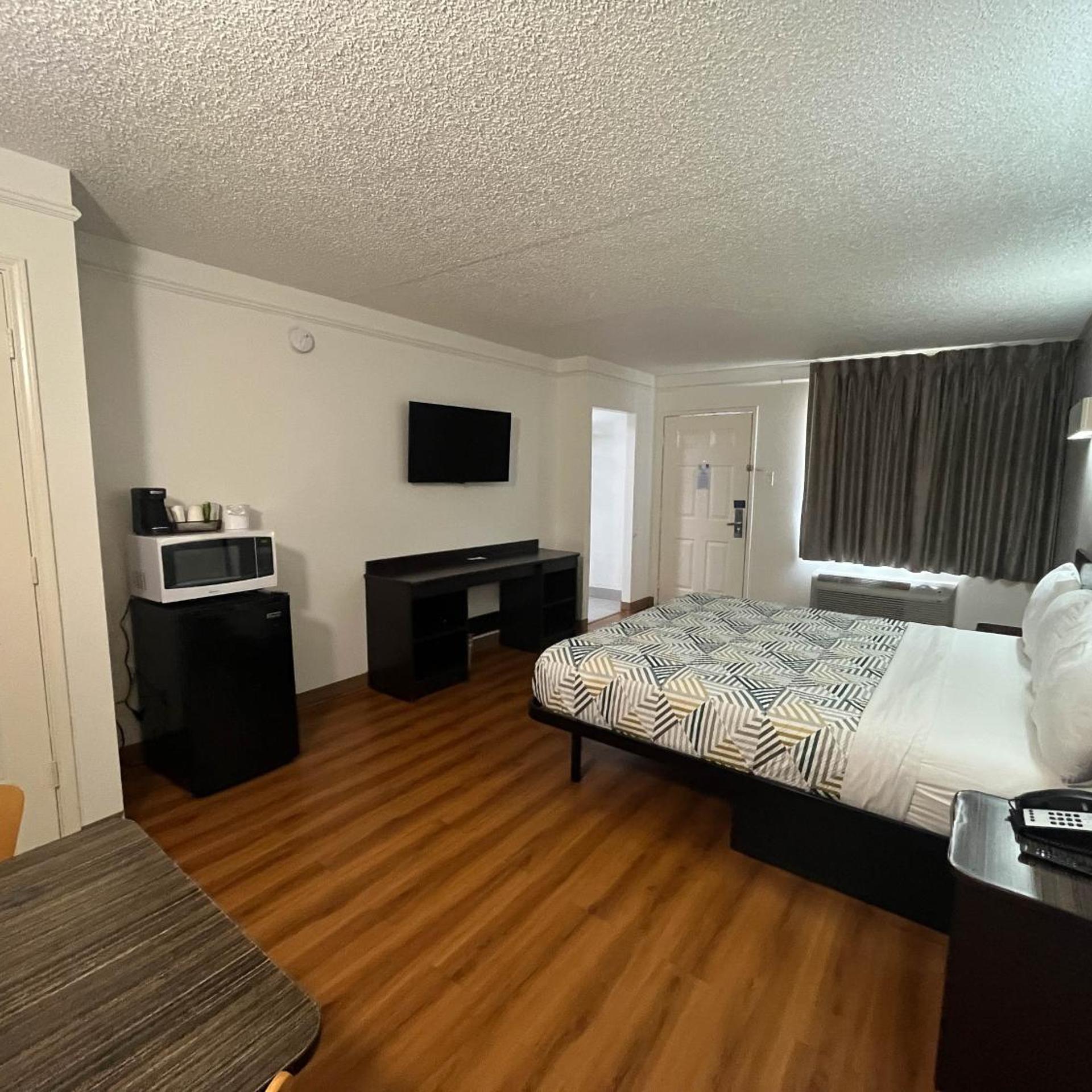 Studio6 Studio6 Suites Euless, TX – DFW West 15/48