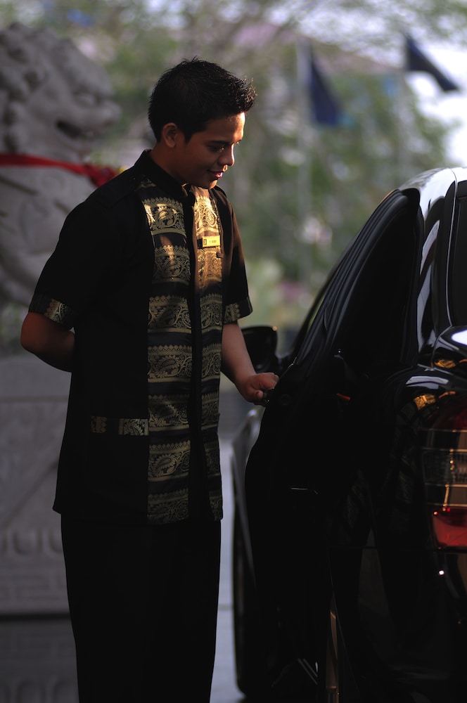 Jw Marriott Medan 26/56