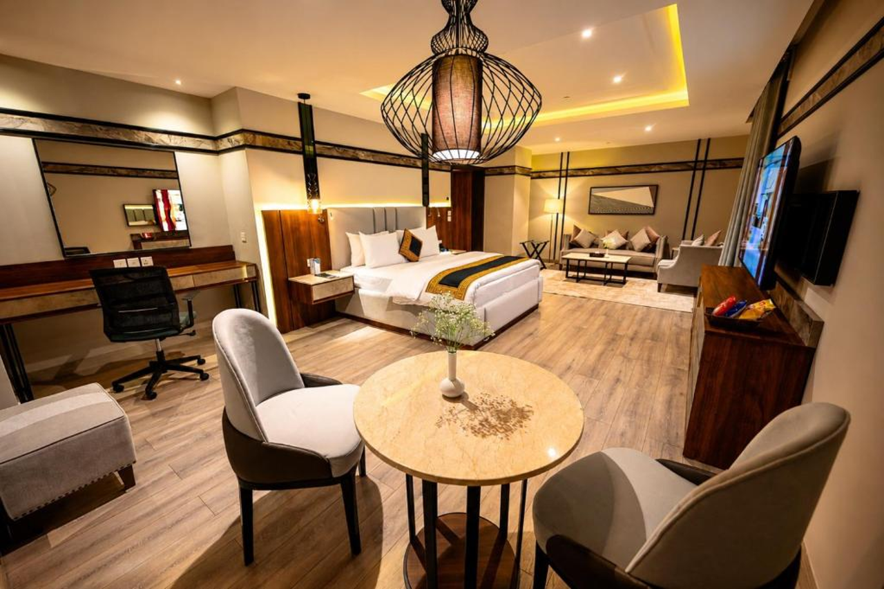 Hotel Space Crest 9/10