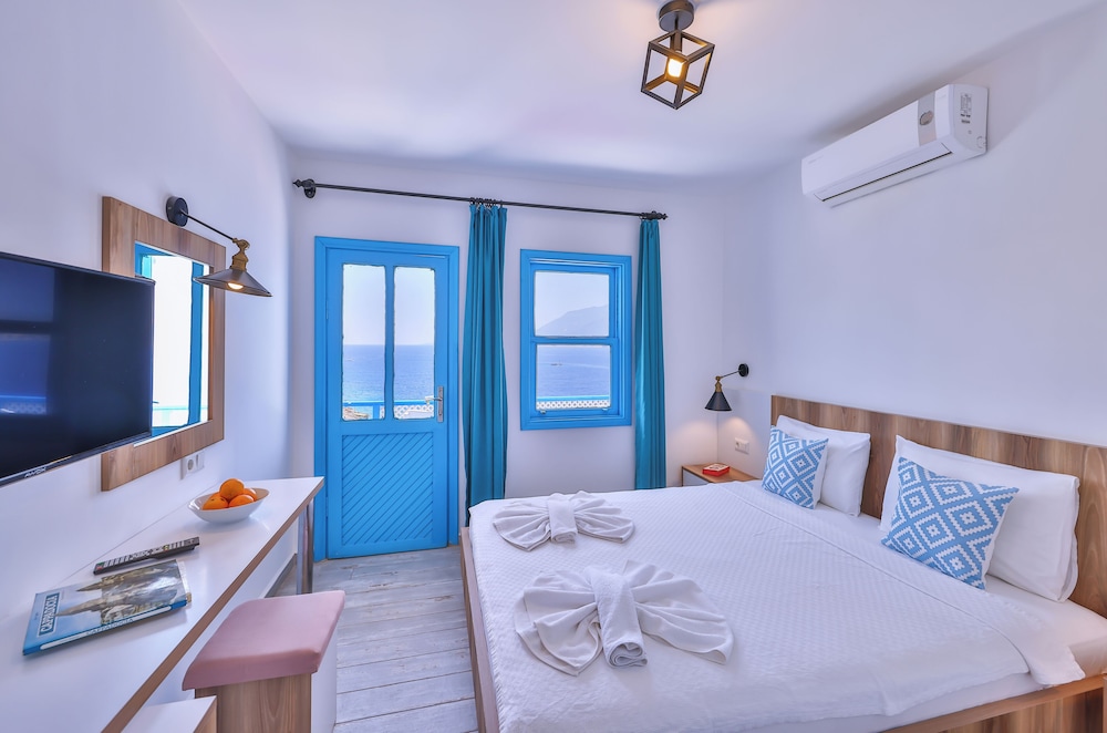ROOM, DOUBLE BED, SEA VIEW, BALCONY