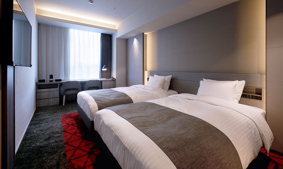 Superior, Single, Twin Beds