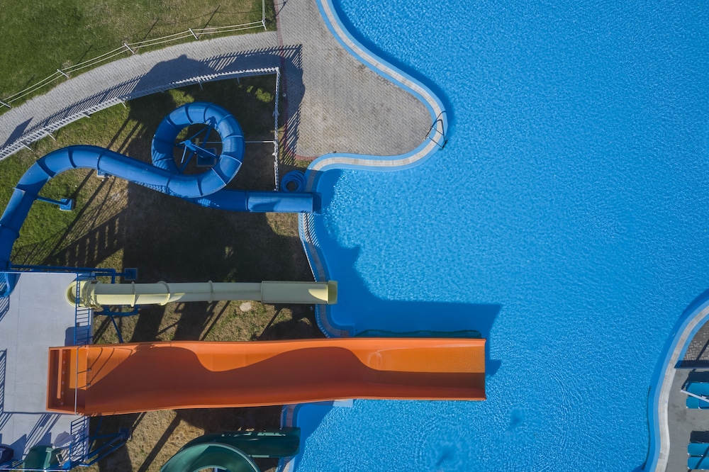 White Olive Marine Aquapark 53/69