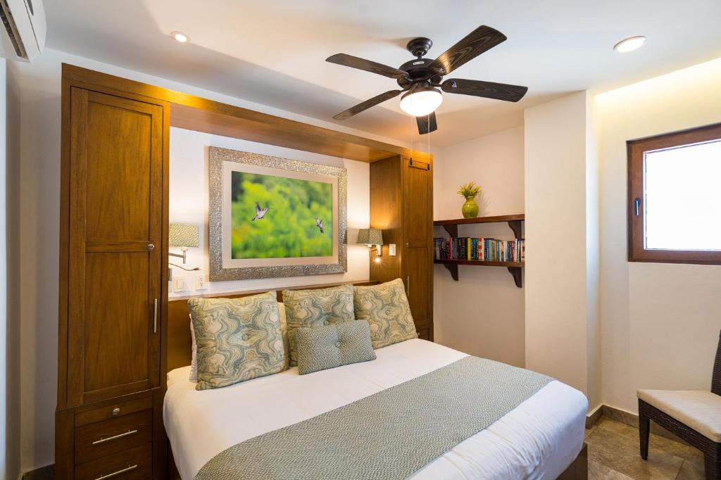Suite, 2 Beds, Ocean View, 2 Bathrooms, Corner