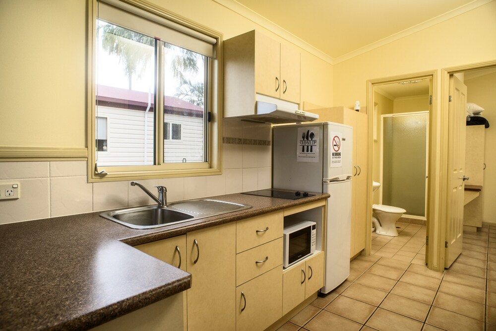 Tasman Holiday Parks - Torquay Palms 49/50