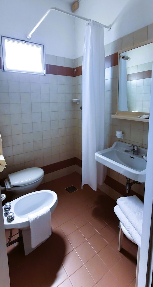 HOTEL PARIOLI 42/42