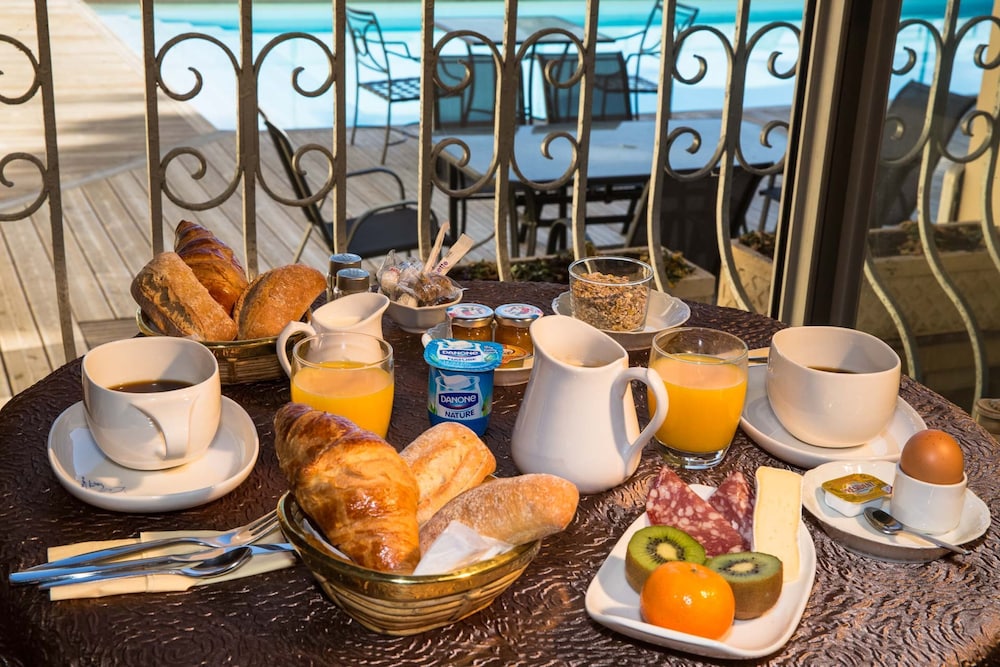 ARC HOTEL SUR MER 46/62