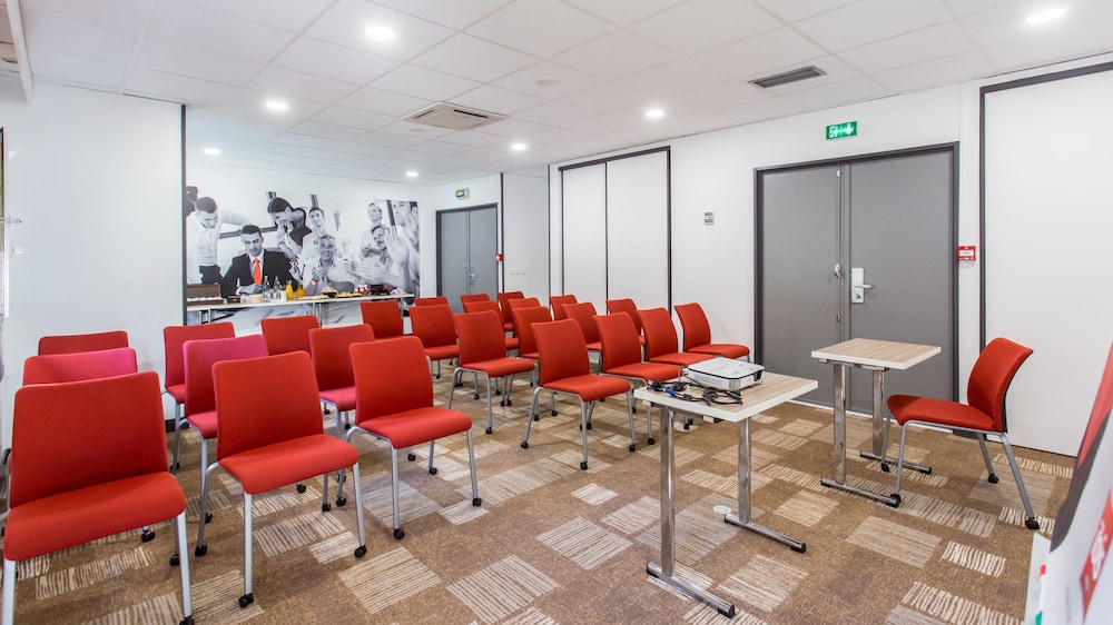 Ibis Bourges 60/70