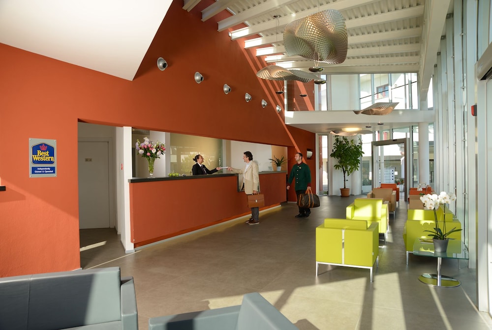 lobby
