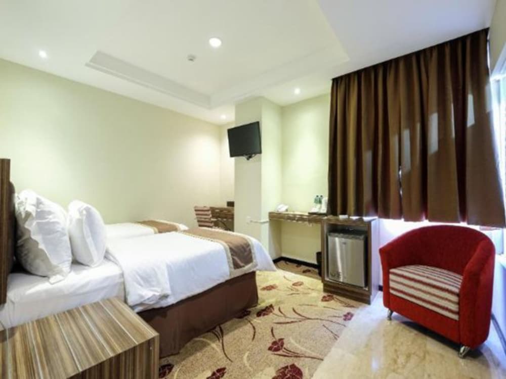 TRAVELLERS HOTEL PHINISI 6/50