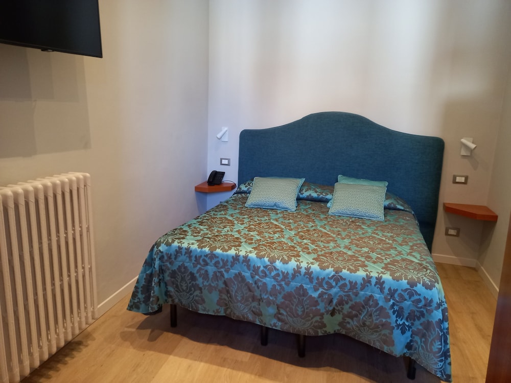 Hotel Giappone 19/62