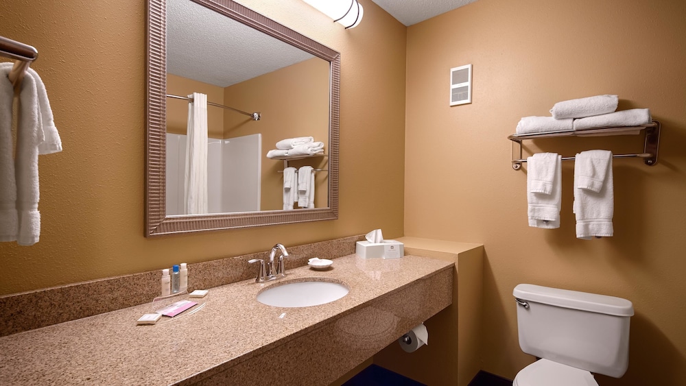 Best Western Plus Executive Inn 11/29