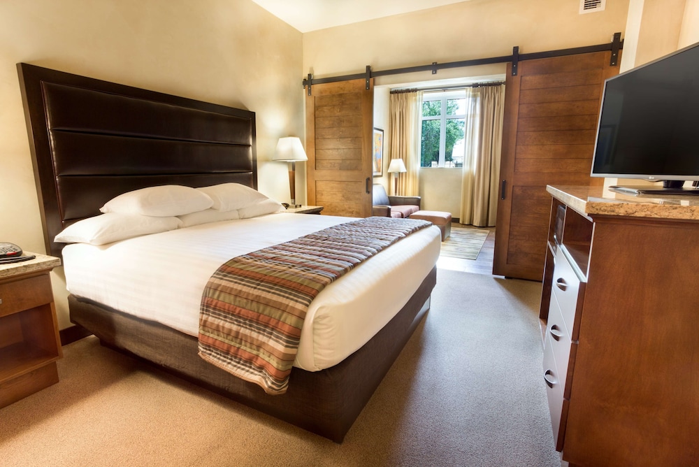 Drury Plaza Hotel In Santa Fe 15/50