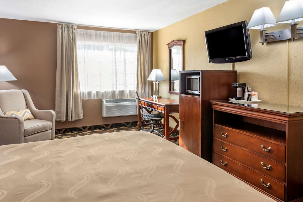 Quality Inn Paradise Creek 19/43