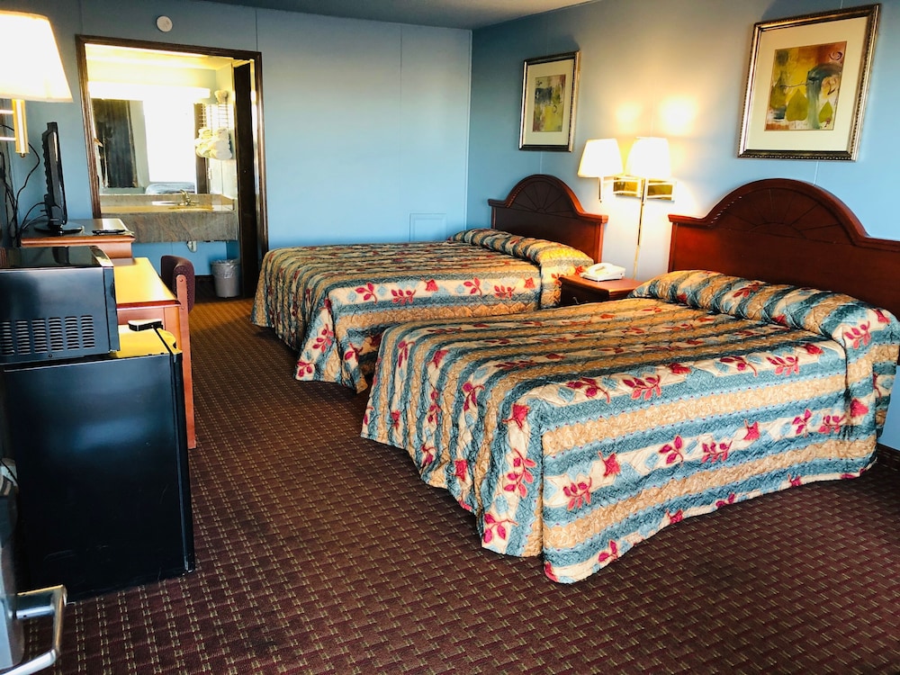 Regency Inn 2/15