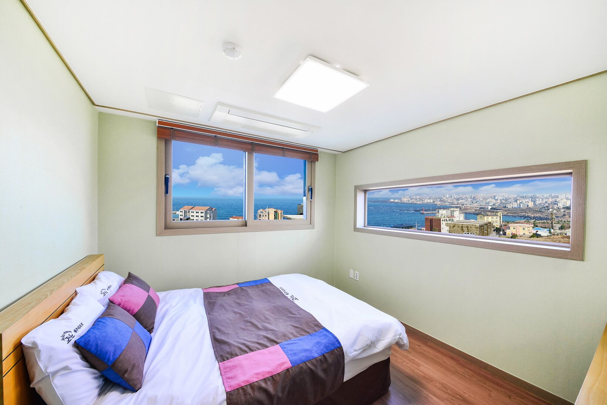 2 BEDROOMS, CONDO, FAMILY, BEACH FRONT, TERRACE