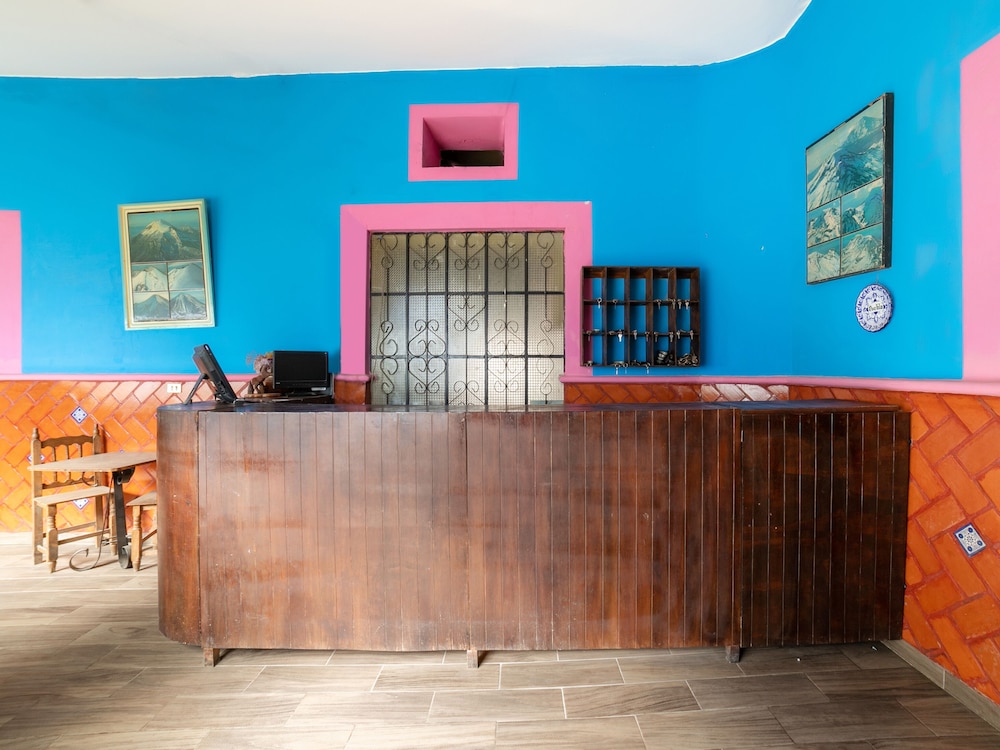 OYO Casa Vieja 6/49