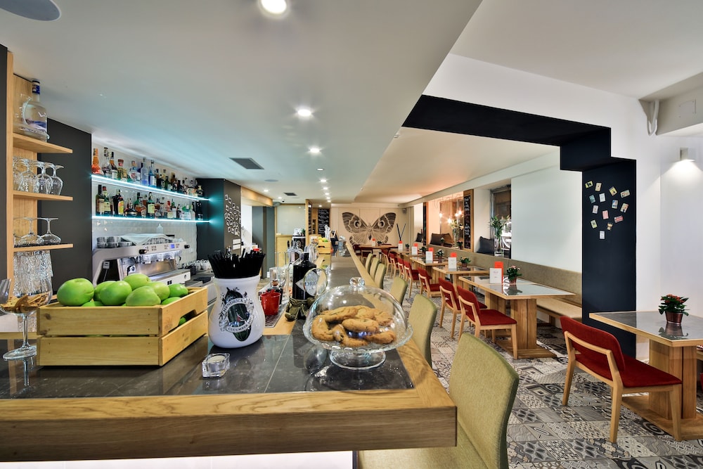 Belvedere Hotel 56/71