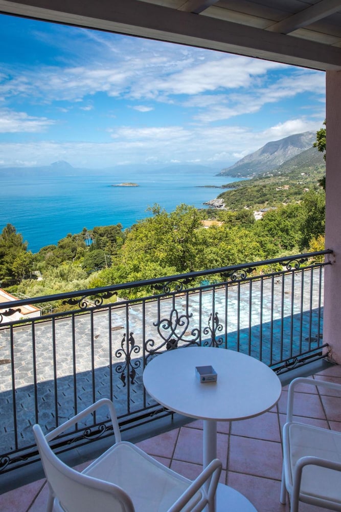 Hotel Martino 19/36