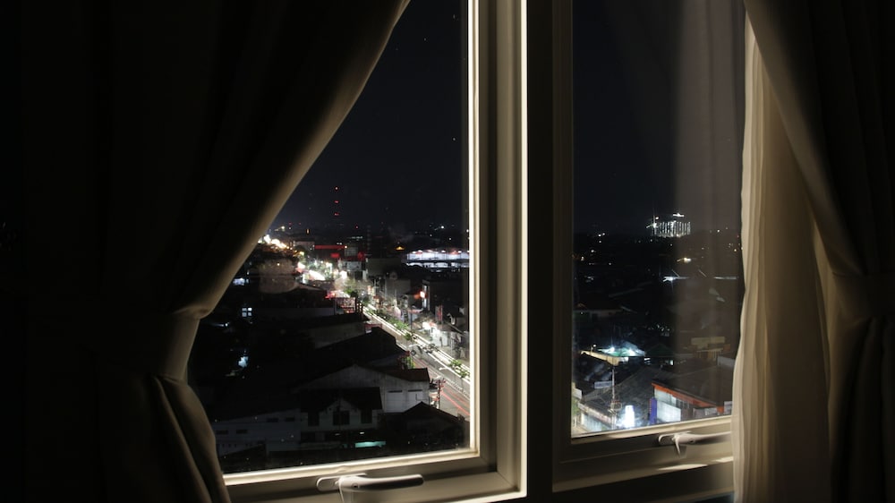 Uniq Hotel Yogyakarta 32/57