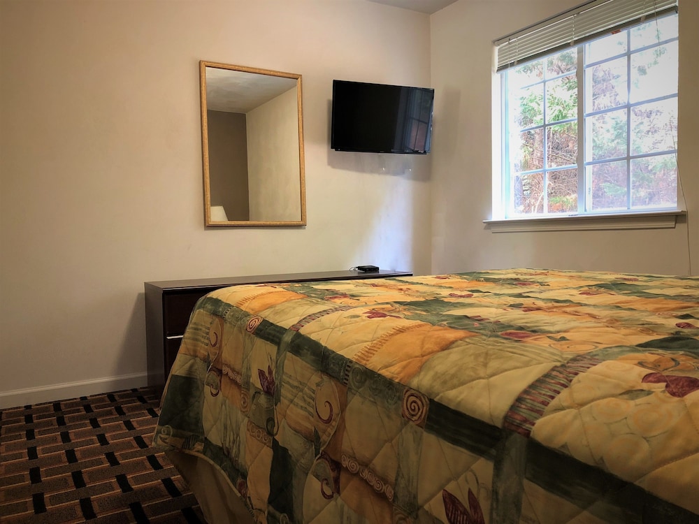 Corporate Suites of Burlington 19/47