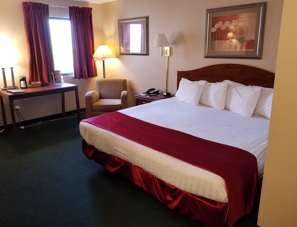 Americas Best Value Inn St. Louis South 14/37