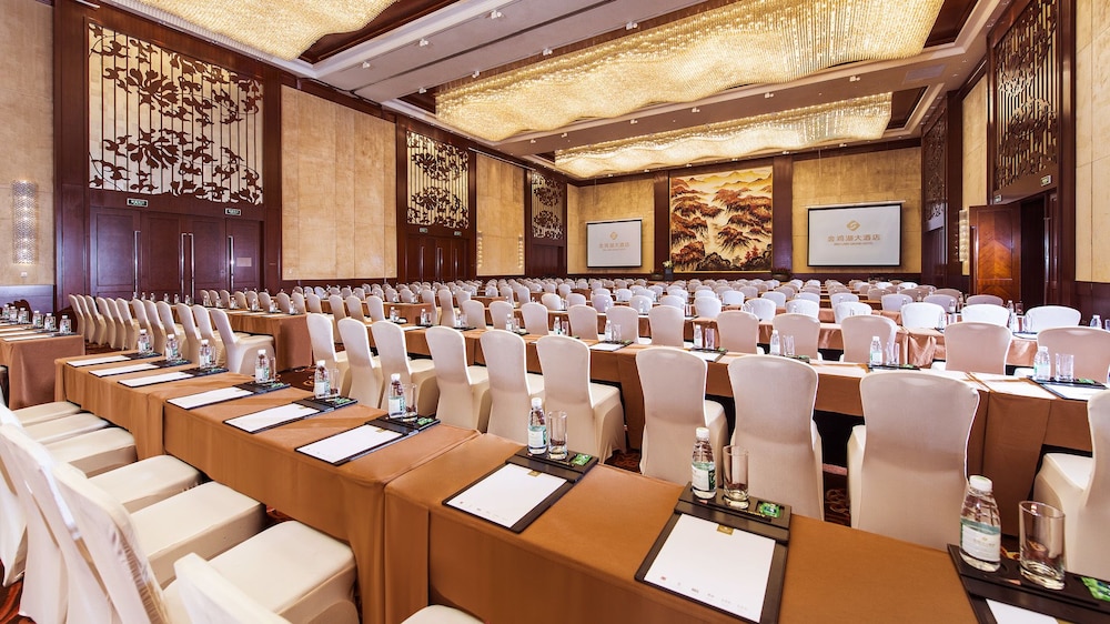 Jinji Lake Grand Hotel Club 42/57