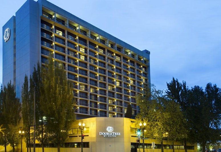 Doubletree By Hilton Hotel Portland 2/50
