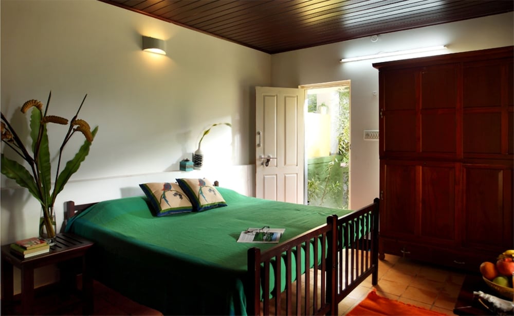 HARVEST FRESH FARM STAY 8/23