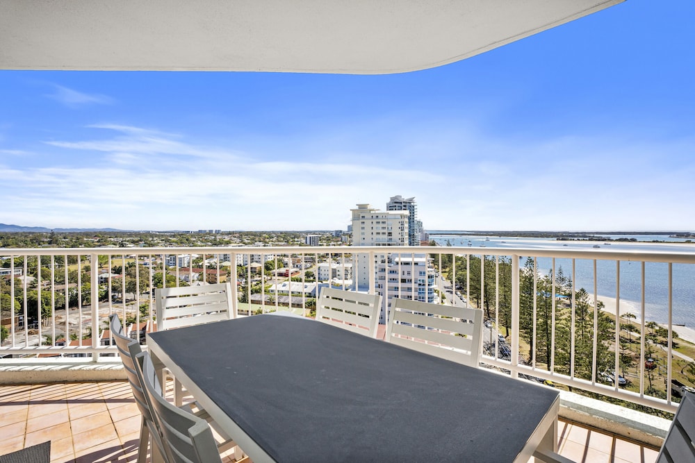 Crystal Bay On The Broadwater 44/79