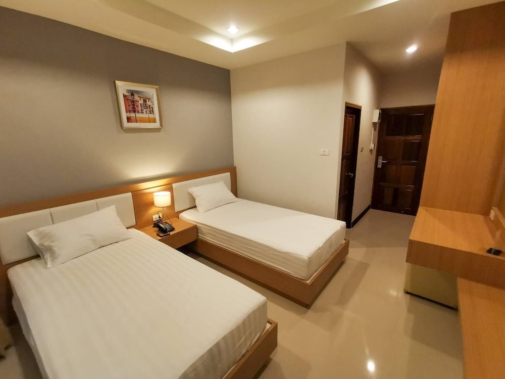 The Cottage Hotel Udon Thani 8/27