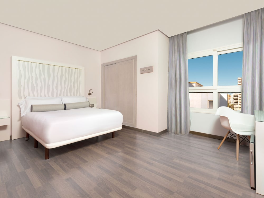 Amare Beach Hotel Marbella - Adults only 15/70