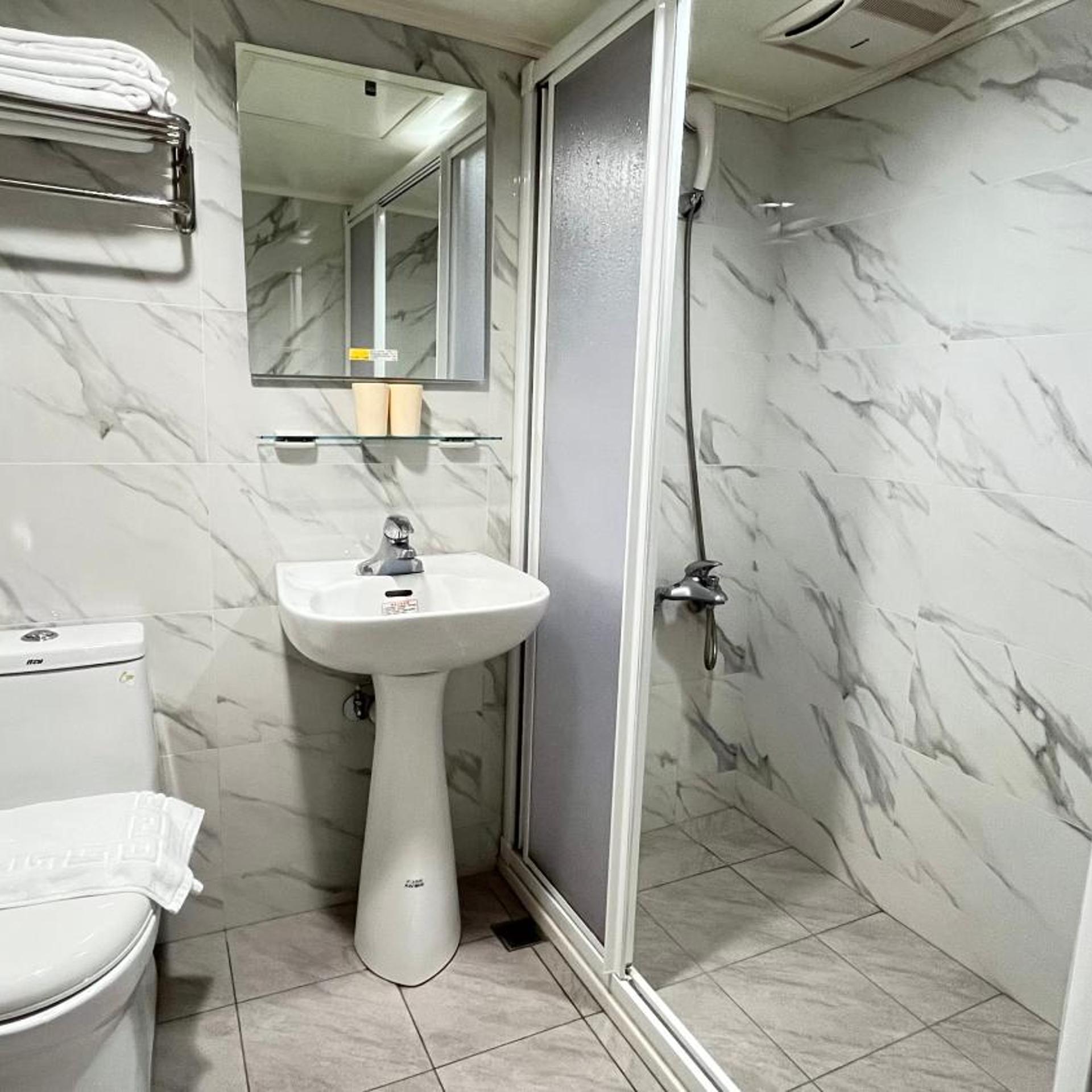 Sin Fu Business Hotel 30/37