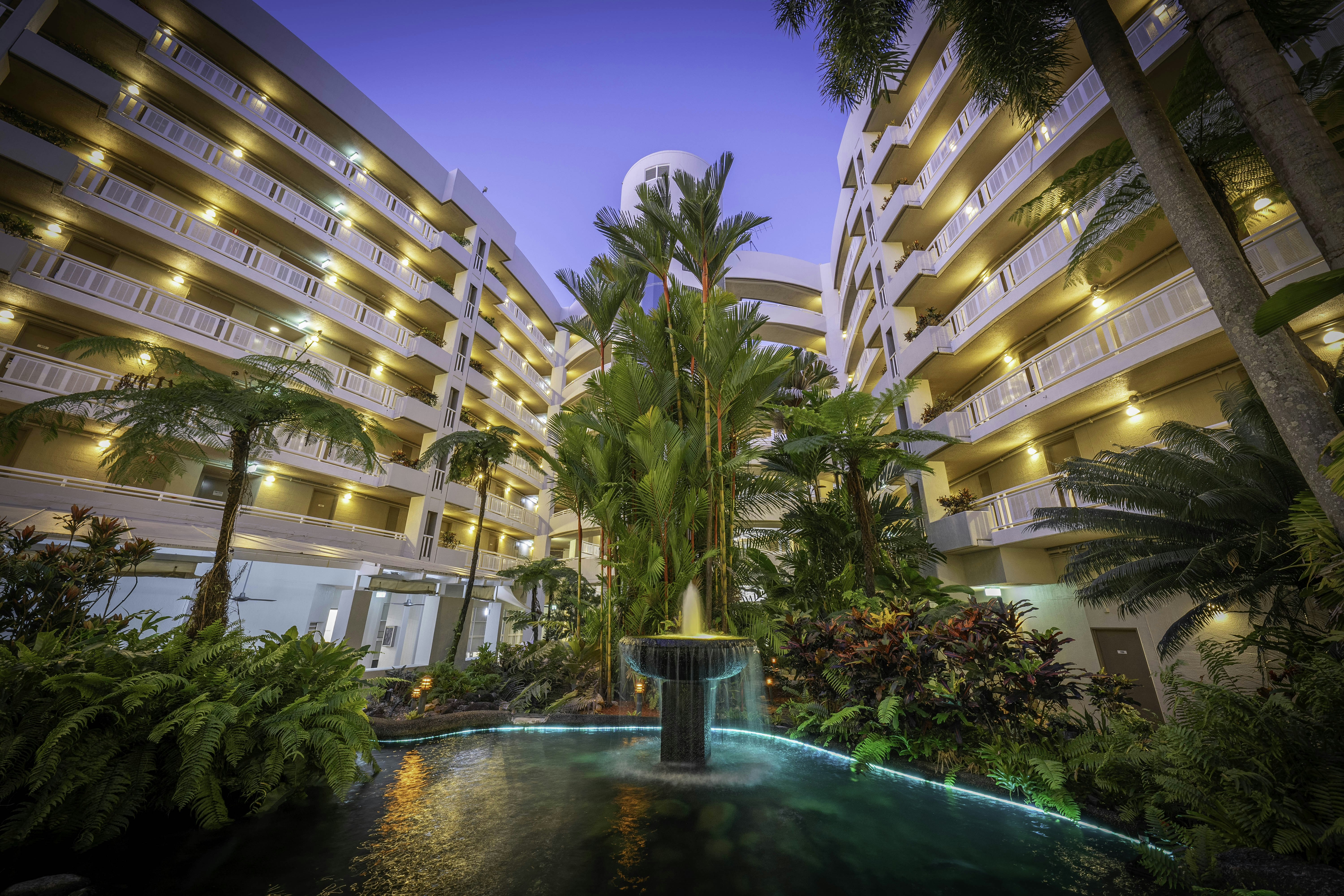 DoubleTree by Hilton Hotel Cairns 40/46