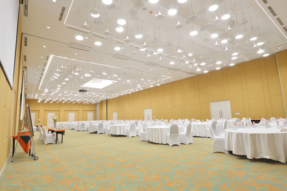 Harris Hotel And Conventions Denpasar Bali 42/66