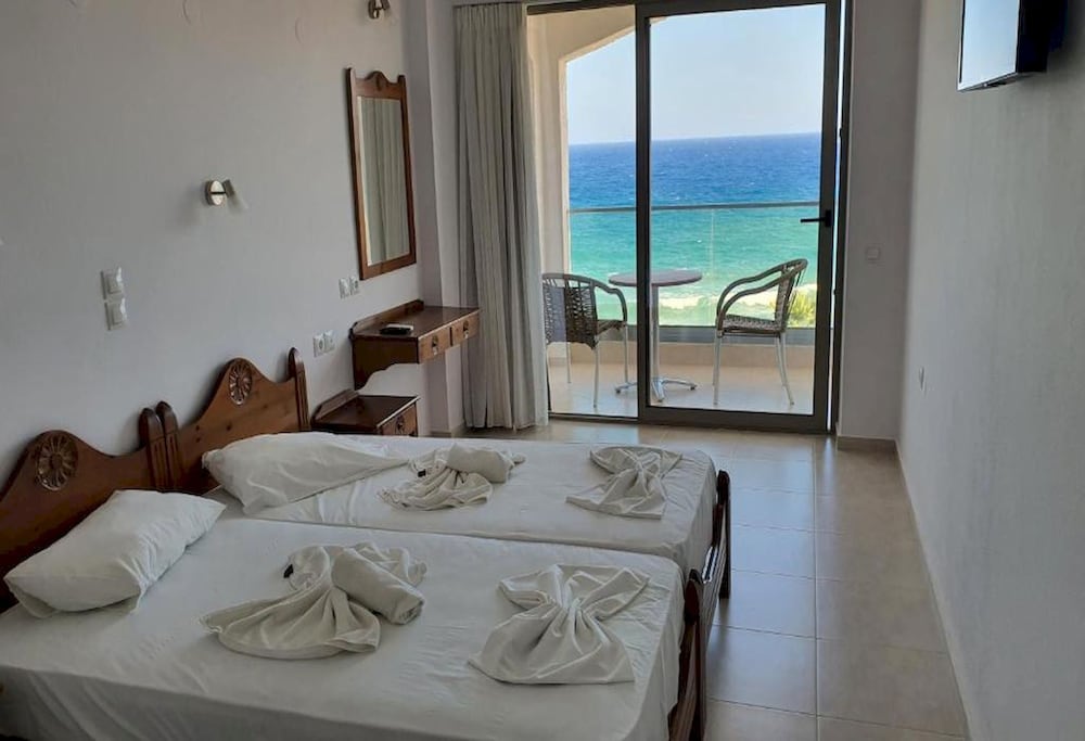 Room at Stella Beach Hotel, MYLOPOTAMOS
