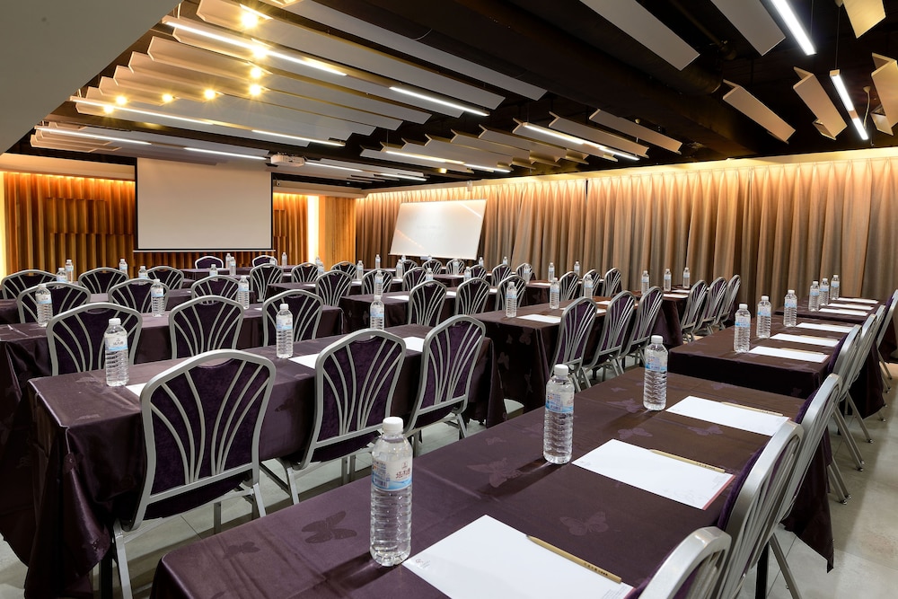Talmud Tainan Suites 53/65