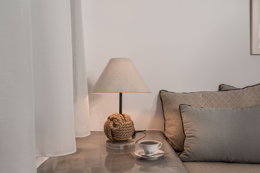Elements Of Caldera Suites 17/50