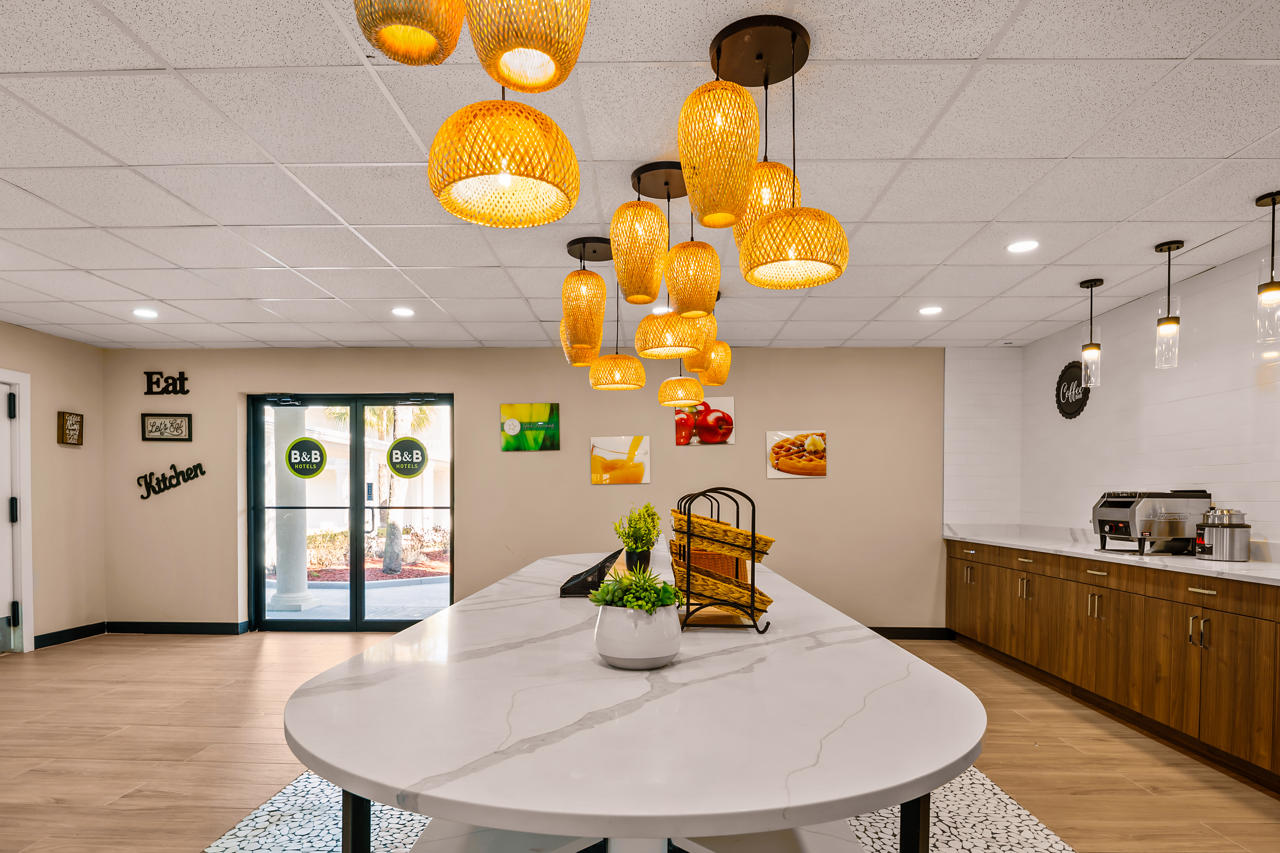 B&B HOTEL Jacksonville Airport 54/91
