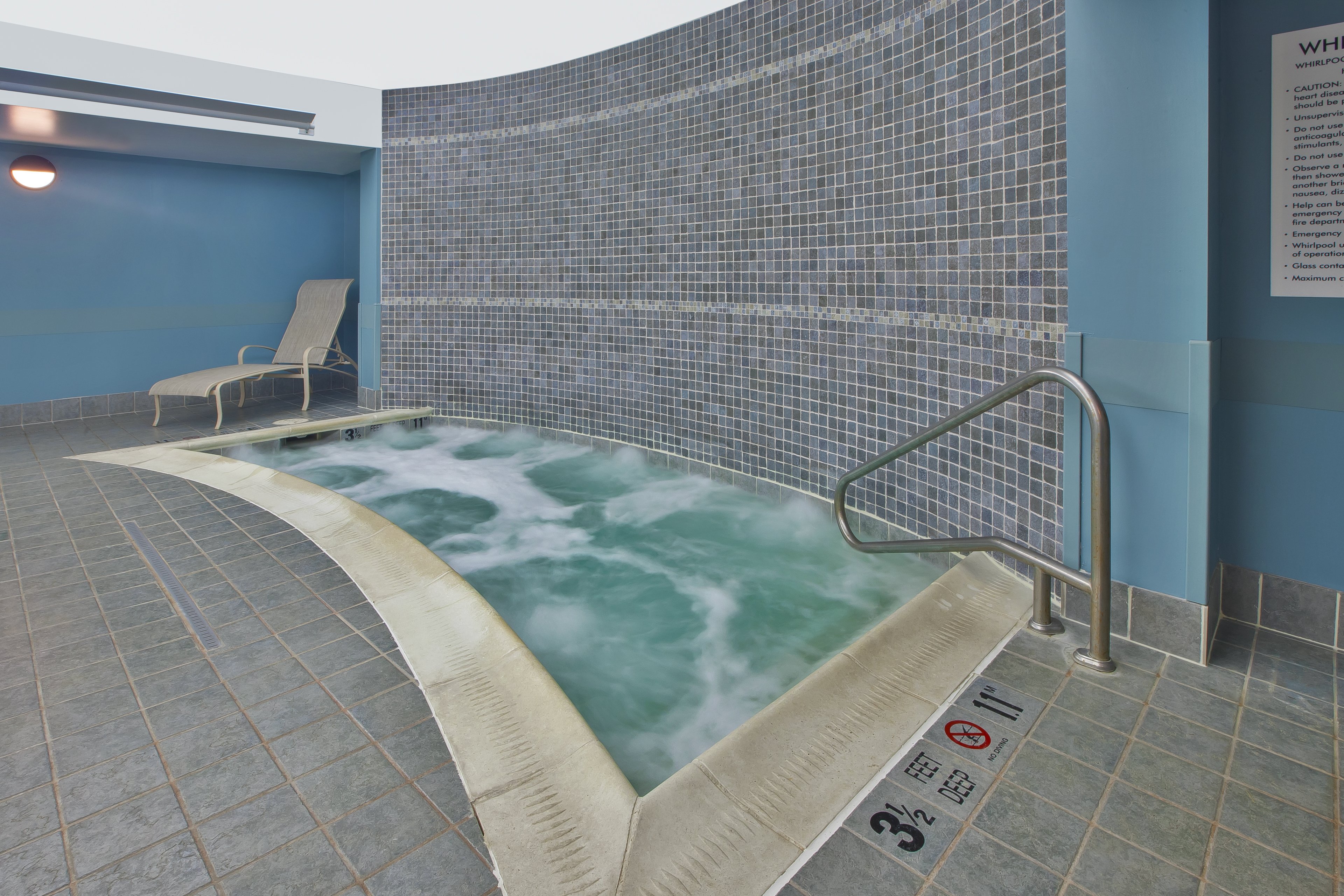 Holiday Inn Express & Suites Rochester-Victor, an IHG Hotel 18/33