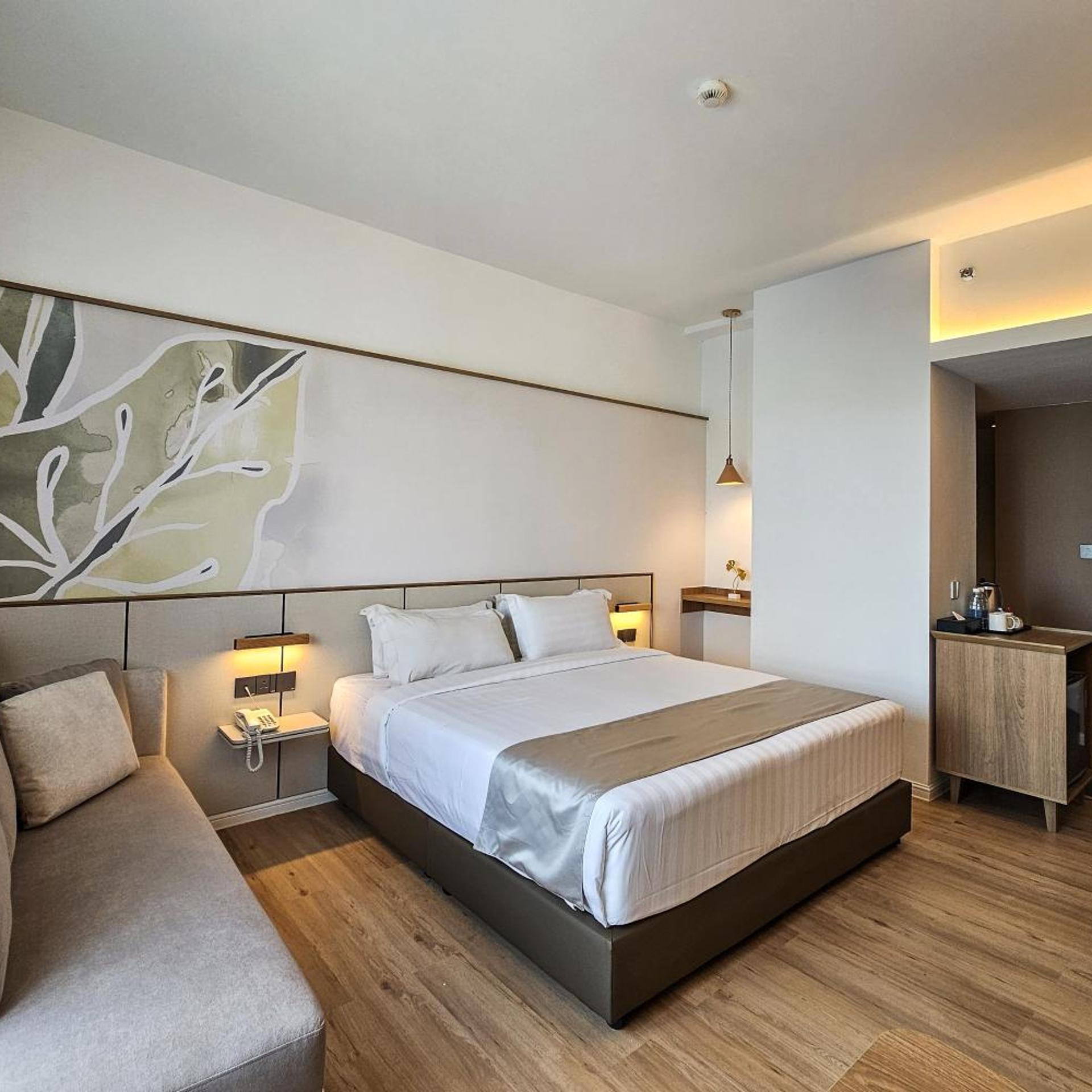 Lifestyle, Premium, King Bed