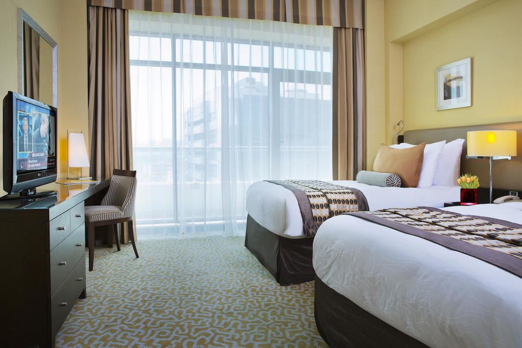 Executive Three Bedroom With Maids Room