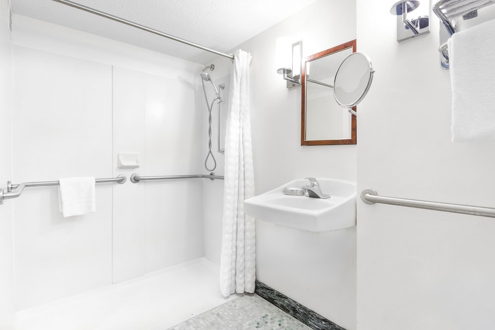 Woodcliff Hotel and Spa 22/72