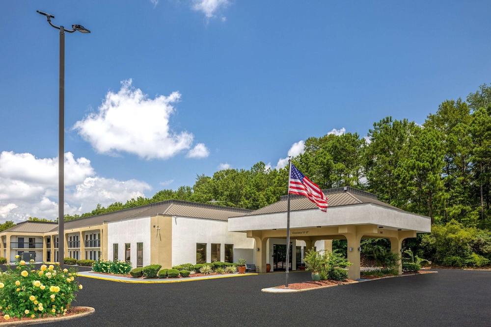 Park Inn by Radisson, Columbus State University Area 2/52