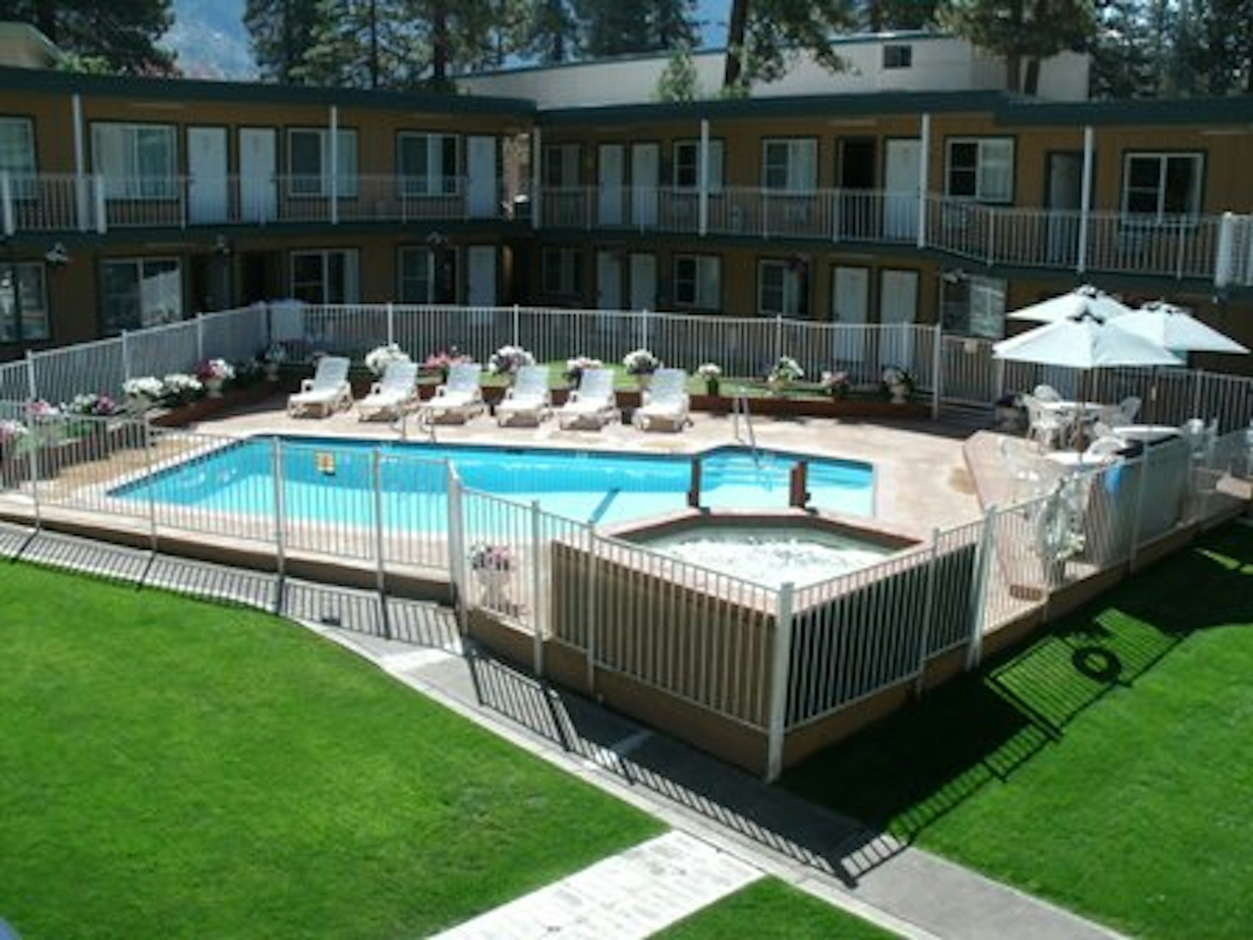 Alpine Inn and Spa 33/33